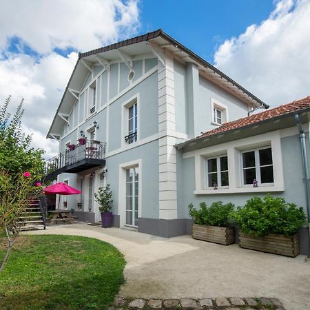 Roulotte Insolite Avec Terrasse Proche Paris Noisy-le-Grand Zewnętrze zdjęcie